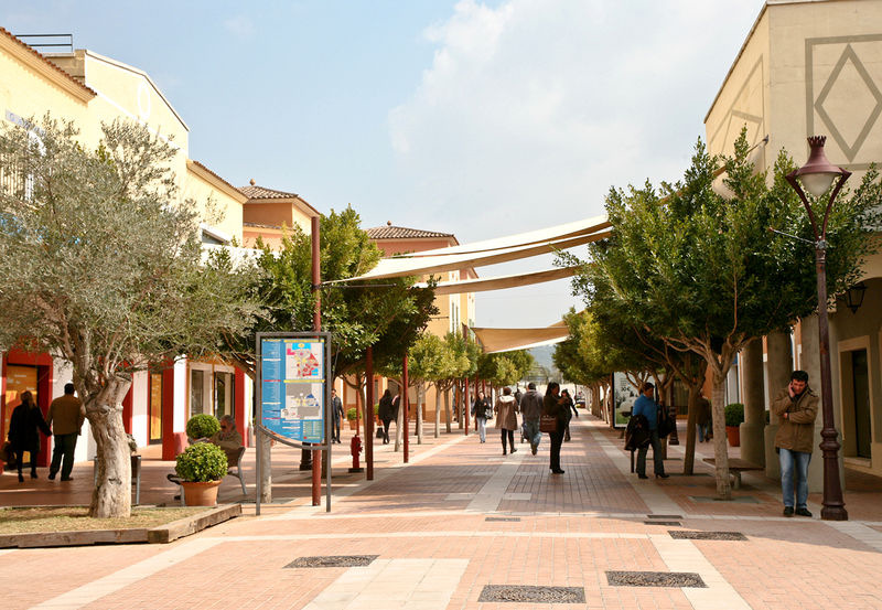 Festival Park Outlets